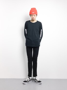 「KaneZ（ケインズ）のアイテム（ニットキャップ/ビーニー）」を使った、まっこいさん（メンズ・176cm）の冬コーディネート