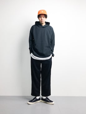 「SUPERGA（スペルガ）のアイテム」を使った、まっこいさん（メンズ・176cm）の冬コーディネート