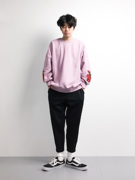 「CASPER JOHN AIVER（キャスパージョンアイバー）のアイテム（スウェット）」を使った、まっこいさん（メンズ・176cm）の冬コーディネート