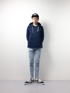 「Right-on（ライトオン）のアイテム（パーカー）」を使った、まっこいさん（メンズ・176cm）の冬コーディネート