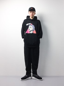 「MONKEY TIME（モンキータイム）のアイテム（カーゴパンツ）」を使った、まっこいさん（メンズ・178cm）の春コーディネート