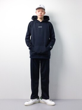 「CASPER JOHN AIVER（キャスパージョンアイバー）のアイテム（パンツ）」を使った、まっこいさん（メンズ・178cm）の春コーディネート