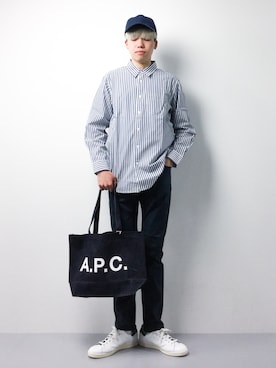 「A.P.C.（アーペーセー）のアイテム（バッグ）」を使った、まっこいさん（メンズ・178cm）の春コーディネート