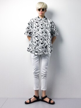 「jiggys shop（ジギーズショップ）のアイテム」を使った、まっこいさん（メンズ・178cm・20代）の春コーディネート