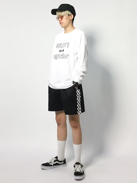 「CASPER JOHN AIVER（キャスパージョンアイバー）のアイテム（パンツ）」を使った、まっこいさん（メンズ・178cm）の夏コーディネート