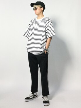 「MONKEY TIME（モンキータイム）のアイテム（Tシャツ/カットソー）」を使った、まっこいさん（メンズ・178cm）の夏コーディネート