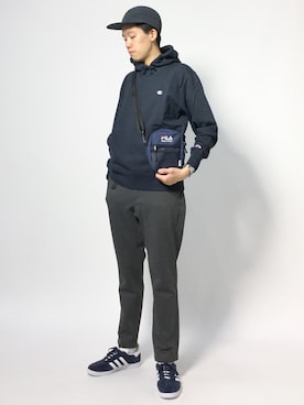 「FILA（フィラ）のアイテム（バッグ）」を使った、まっこいさん（メンズ・178cm）の秋コーディネート
