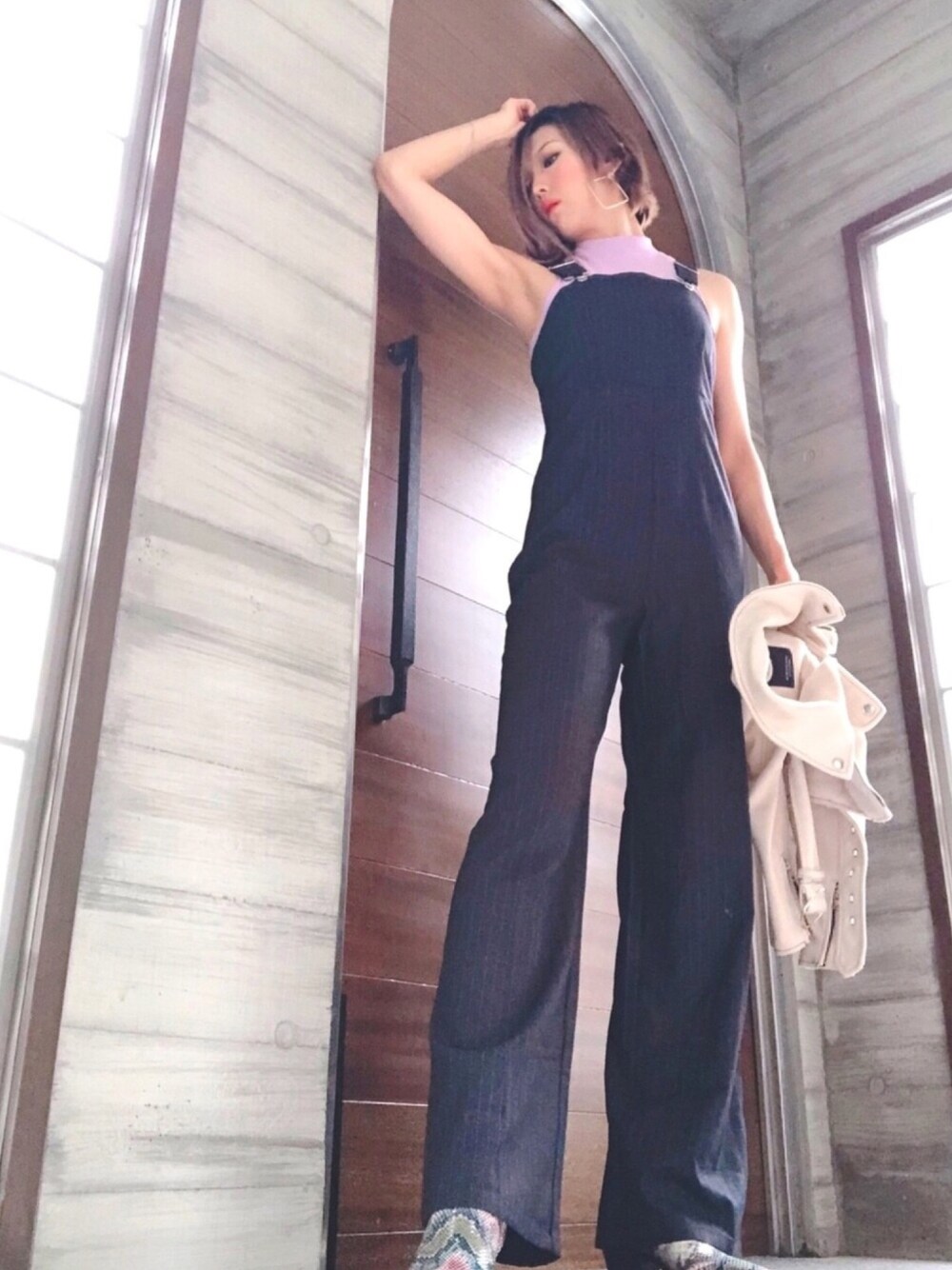 「ヘアサロン、パーマ、オトナ女子、サロペット、オールインワン、つなぎ、ZARA、寒かった、梅雨、フォーエバー21」｜「FOREVER 21のアイテム（サロペット/オーバーオール、グレー系）」を使った、ちいさん（レディース・168cm）の夏コーディネートの1枚目の写真