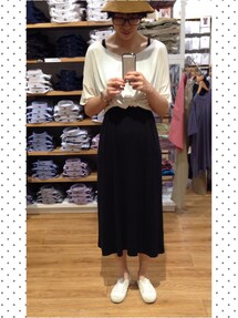 UNIQLO | 白色大圓領五分袖寬版上衣(Tシャツ/カットソー)