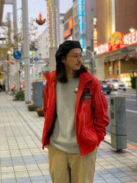 「アイテム（ミリタリージャケット、レッド系）」を使った、purinさん（メンズ・173cm）の冬コーディネート