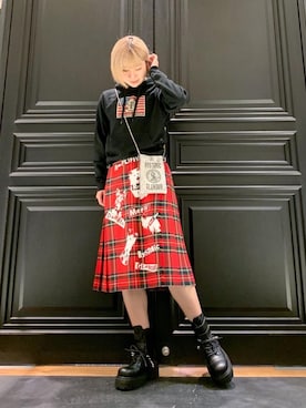 「アイテム（トートバッグ、シルバー系）」を使った、YUNさん（レディース・168cm）の冬コーディネート