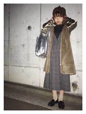 「archives（アルシーヴ）のアイテム（ジャンパースカート）」を使った、いわいさん（レディース・150cm）の秋コーディネート