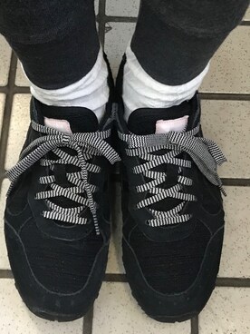 「Onitsuka Tiger（オニツカタイガー）のアイテム（スニーカー、ブラック系）」を使った、momoさん（レディース・169cm）の冬コーディネート