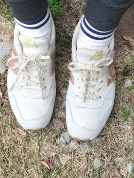 「BEAUTY&YOUTH UNITED ARROWS（ビューティーアンドユースユナイテッドアローズ）のBYBC ∵NEW BALANCE別注 W996 BG/PKスニーカー§ ◆（スニーカー、ベージュ系）」を使った、momoさん（レディース・169cm）の冬コーディネート