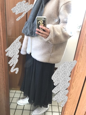 「UNIQLO（ユニクロ）のアイテム（ジャケット/アウター、ベージュ系）」を使った、momoさん（レディース・169cm）の冬コーディネート