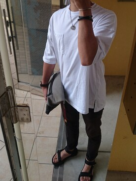 「URBAN RESEARCH（アーバンリサーチ）のアイテム（バングル/リストバンド）」を使った、ぱんちさん（メンズ・167cm）の夏コーディネート