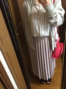「UNIQLO（ユニクロ）のアイテム（シャツ/ブラウス、ホワイト系）」を使った、CHIHIROさん（レディース・143cm）の春コーディネート