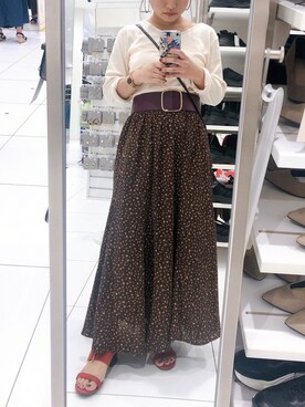 ベルトを使った 茶色スカート のレディース人気ファッションコーディネート Wear