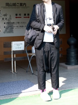 「Yves Saint Laurent（イヴサンローラン）のアイテム（Tシャツ/カットソー）」を使った、KIRIさん（メンズ・180cm）の春コーディネート
