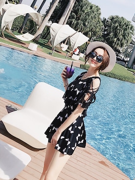 「アイテム（水着）」を使った、angellunaさん（レディース・165cm）の秋コーディネート