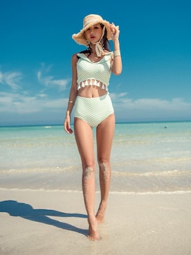 「アイテム（水着/着物・浴衣）」を使った、angellunaさん（レディース・170cm）の冬コーディネート