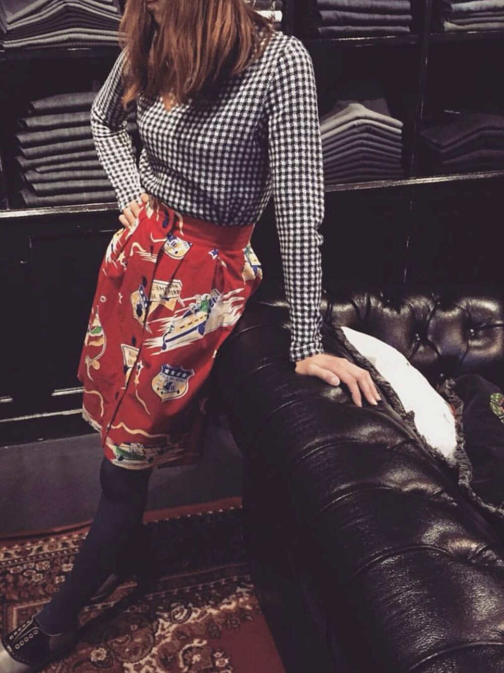 「ロカビリー、レトロ、カリフォルニア、vintage」｜「Miss Ladybugのアイテム（スカート、レッド系）」を使った、wolfpack_mayuさん（メンズ・160cm）の秋コーディネートの1枚目の写真