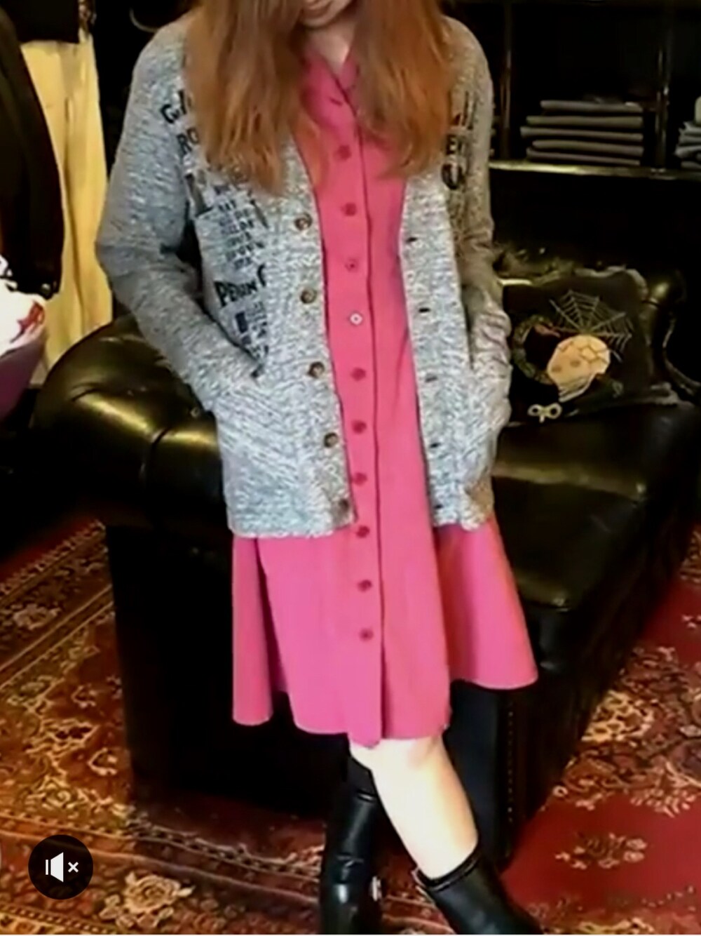 「アメカジ、カーディガン、vintage、シャツワンピ」｜「BY GLADHANDのアイテム（カーディガン/ボレロ、グレー系）」を使った、wolfpack_mayuさん（メンズ・160cm）の秋コーディネートの1枚目の写真