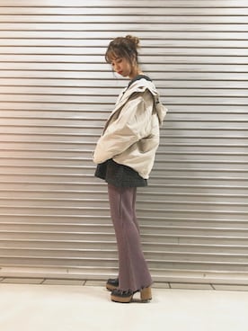 「JEANASIS（ジーナシス）のアイテム（マウンテンパーカー）」を使った、フィーさん（レディース・164cm）の秋コーディネート