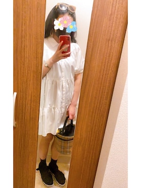 「バーバリー」｜「アイテム（腕時計）」を使った、リほさん（レディース・162cm）の夏コーディネート