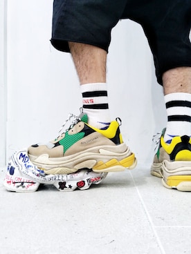 「triple s」｜アールさん（メンズ・172cm）の秋コーディネート
