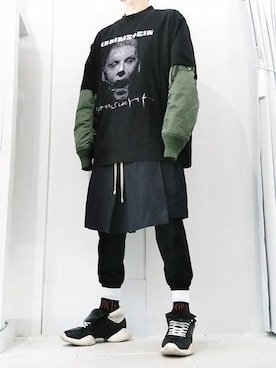 「RICK OWENS」｜「アイテム（ミリタリージャケット）」を使った、アールさん（メンズ・172cm）の冬コーディネート