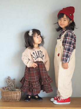 「ドッキングワンピ」｜「アイテム（サロペット/オーバーオール）」を使った、ゆ＆りさん（キッズ・110cm）の冬コーディネート