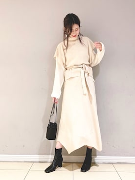 「ニットセットアップ」｜「アイテム（その他）」を使った、ERIKA (BABYLONE)さん（レディース・166cm）の秋コーディネート