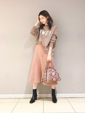 「LAURA DI MAGGIO（ローラディマッジオ）のアイテム」を使った、ERIKA (BABYLONE)さん（レディース・166cm）の秋コーディネート