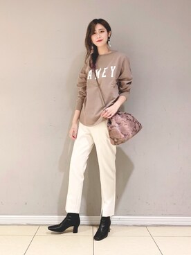 「LAURA DI MAGGIO（ローラディマッジオ）のアイテム」を使った、ERIKA (BABYLONE)さん（レディース・166cm）の秋コーディネート