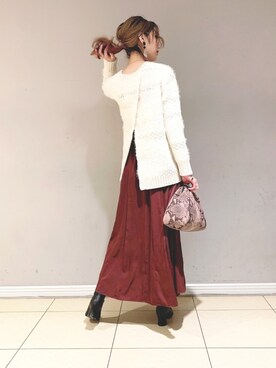 「マーメイドスカート」｜「アイテム（クラッチバッグ）」を使った、ERIKA (BABYLONE)さん（レディース・166cm）の秋コーディネート