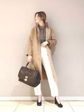 「オフィスカジュアル」｜「アイテム（ムートンコート）」を使った、ERIKA (BABYLONE)さん（レディース・166cm）の秋コーディネート