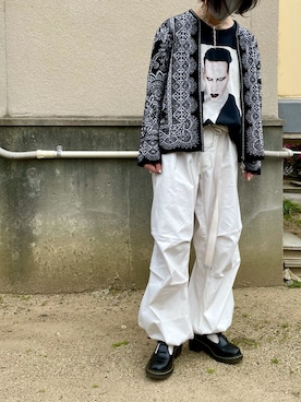 「バンドT」｜「アイテム（ノーカラージャケット）」を使った、マリコスさん（レディース・154cm）の春コーディネート