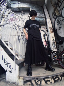 「Ground Y（グラウンドワイ）のアイテム（T恤/上装、ブラック系）」を使った、miyakooさん（メンズ）の夏コーディネート
