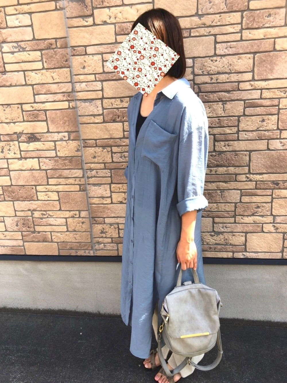 「プチプラコーデ、オトナカジュアル、シャツワンピ、くすみカラー、くすみブルー、シアーシャツ」｜「CRAFT STANDARD BOUTIQUEの【2020SS】SPRING KNIT PANTS/ワッフルニットパンツ《ウォッシャブル仕様》○＊（その他パンツ、ベージュ系）」を使った、まみむめも🐣さん（レディース・169cm）の夏コーディネートの1枚目の写真