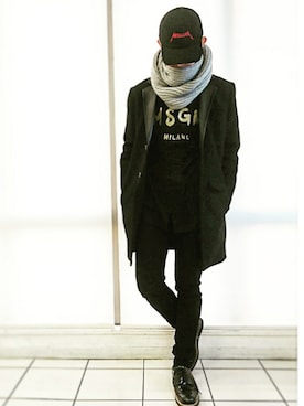 「glamb（グラム）のアイテム（チェスターコート）」を使った、KAZUYAさん（メンズ・172cm）の冬コーディネート