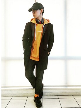 「glamb（グラム）のアイテム（チェスターコート）」を使った、KAZUYAさん（メンズ・172cm）の冬コーディネート