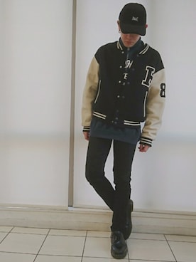 「TOMMY HILFIGER（トミーヒルフィガー）のアイテム（スタジャン）」を使った、KAZUYAさん（メンズ・172cm）の冬コーディネート
