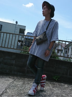 「CONVERSE TOKYO（コンバーストウキョウ）のアイテム（ショルダーバッグ）」を使った、KAZUYAさん（メンズ・172cm）の秋コーディネート