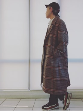 「フォロバ」｜「アイテム（ステンカラーコート）」を使った、KAZUYAさん（メンズ・172cm）の冬コーディネート