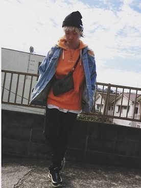 「CONVERSE TOKYO（コンバーストウキョウ）のアイテム（ショルダーバッグ）」を使った、KAZUYAさん（メンズ・172cm）の春コーディネート