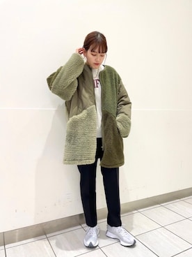 「RECOMMEND  ITEM STYLING」｜「アイテム（スウェット）」を使った、岩本　実紗さん（レディース・158cm）の秋コーディネート