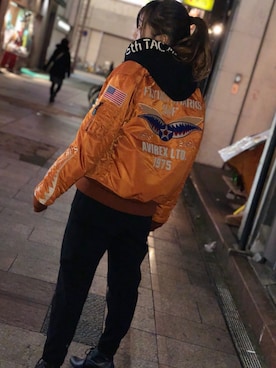 「アイテム（MA-1、オレンジ系）」を使った、Yukiさん（レディース・159cm）の冬コーディネート