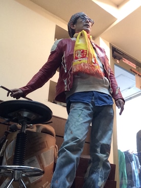 「COMME des GARCONS（コムデギャルソン）のアイテム（マフラー）」を使った、Louisさん（メンズ・165cm）の冬コーディネート