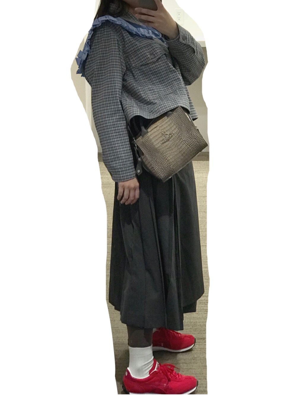 「BEAMS BOYのBEAMS BOY / ポリエステルウール ギャバ キルト スカート（スカート、グレー系）」を使った、►rie◄さん（レディース・155cm）の春コーディネートの1枚目の写真